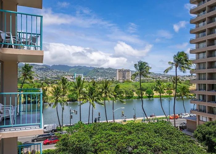 Aqua Aloha Surf Waikiki